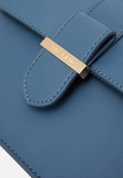 mujer bandolera azul Anna Field 84Z82514
