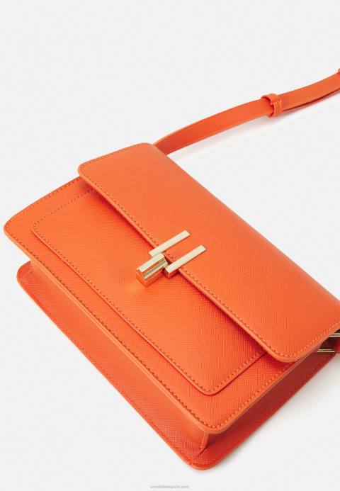 mujer bandolera naranja Anna Field 84Z82501
