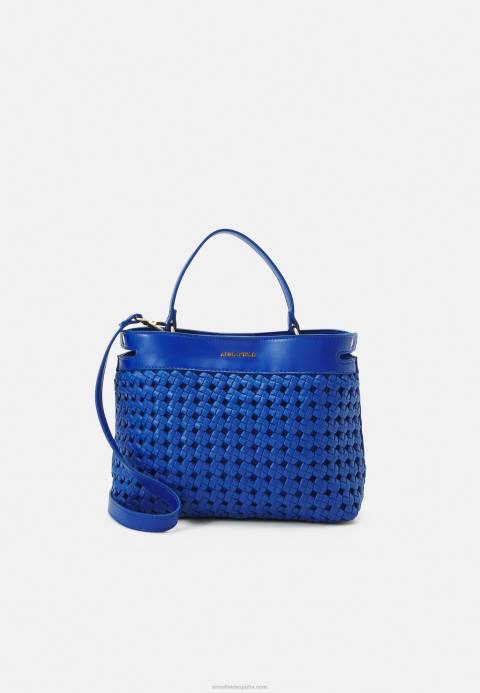 mujer bolso azul Anna Field 84Z82321