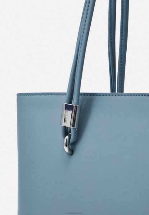 mujer bolso azul Anna Field 84Z82387