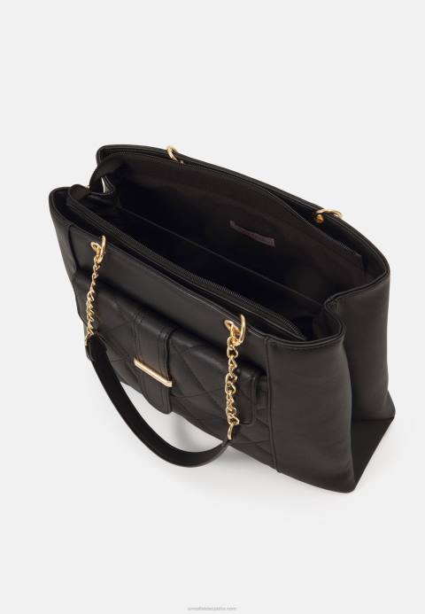 mujer bolso negro Anna Field 84Z82285