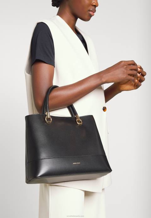 mujer bolso negro Anna Field 84Z82297