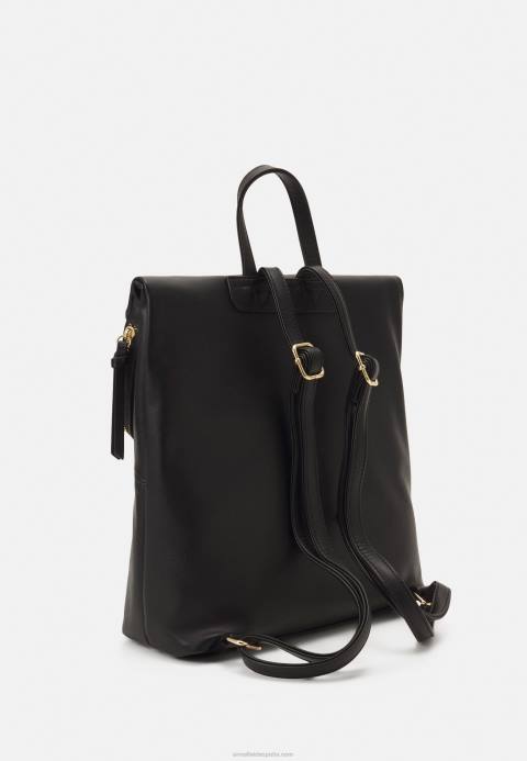 mujer bolso negro Anna Field 84Z82323