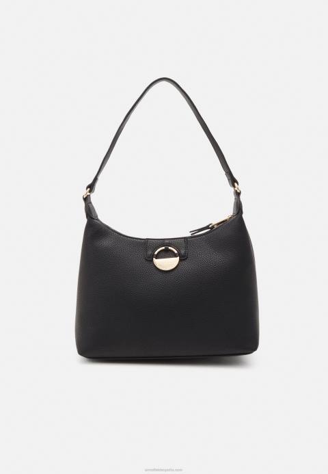 mujer bolso negro Anna Field 84Z82371