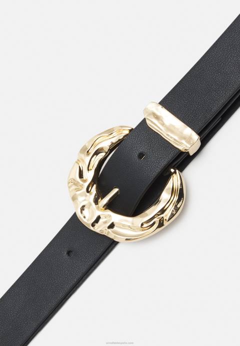 mujer cinturón negro Anna Field 84Z82734