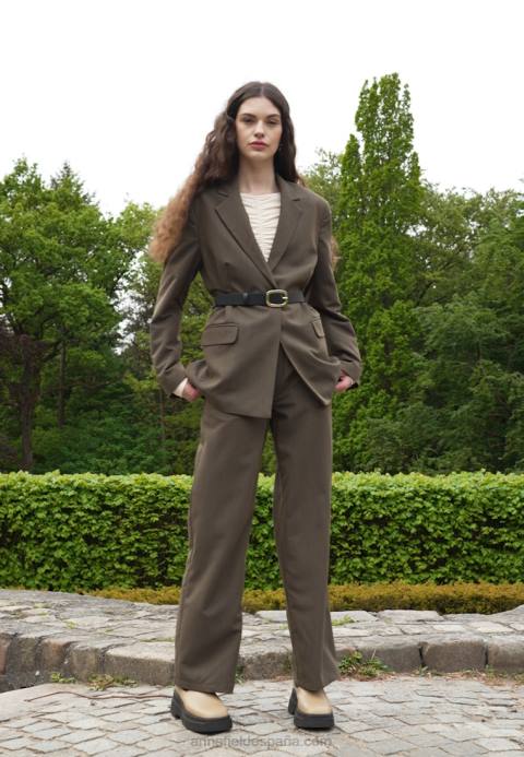 mujer cinturón negro Anna Field 84Z82761