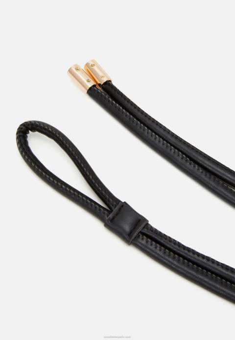 mujer cinturón negro Anna Field 84Z82769