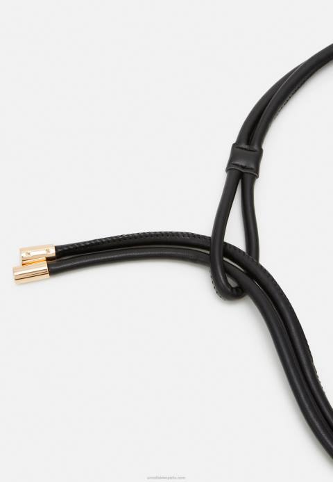 mujer cinturón negro Anna Field 84Z82769