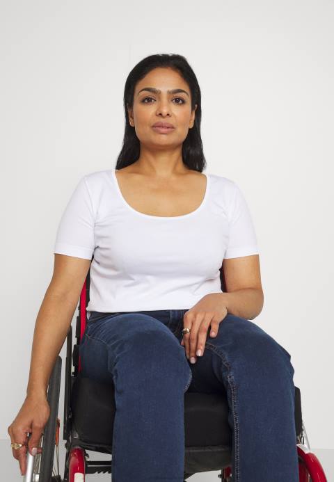 mujer camiseta basica blanca Anna Field 84Z8350