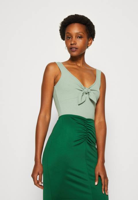 mujer parte superior verde claro Anna Field 84Z8409