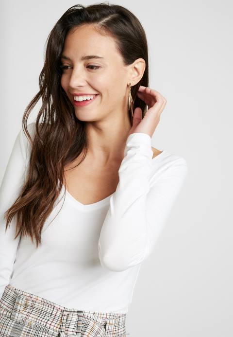 mujer top basico manga larga blanco Anna Field 84Z8528