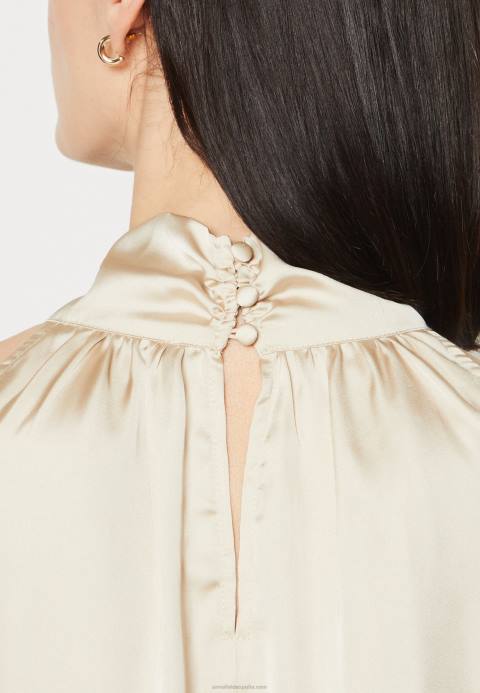 mujer top blanquecino Anna Field 84Z8408