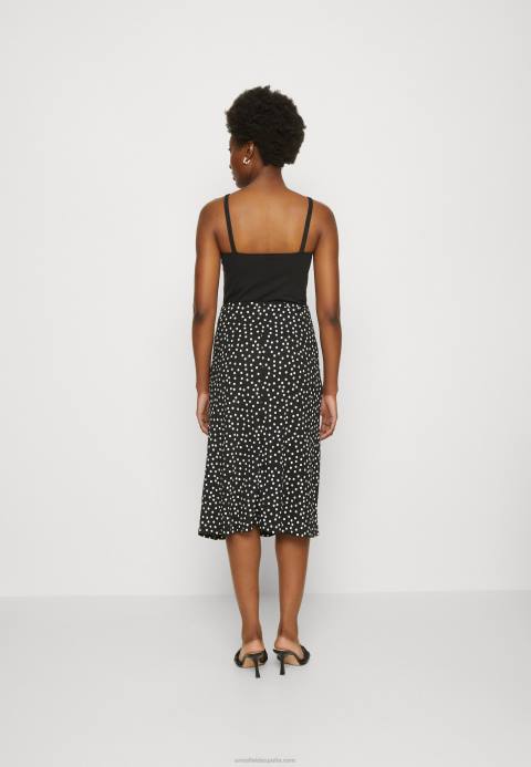 mujer falda acampanada negra Anna Field 84Z8790