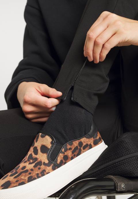 mujer pantalón negro Anna Field 84Z8639