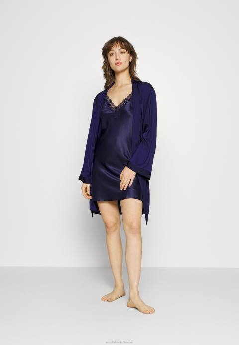 mujer bata azul Anna Field 84Z81089