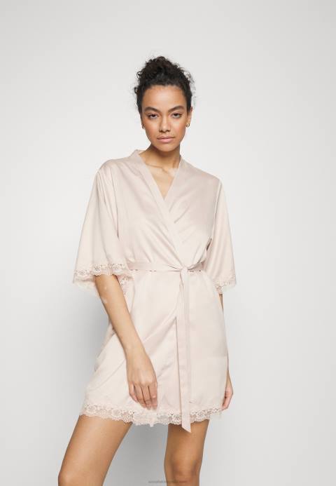 mujer bata blanquecina Anna Field 84Z81078