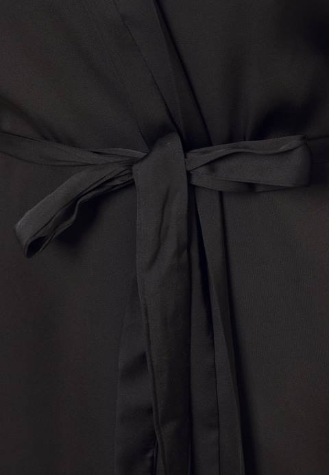 mujer bata negra Anna Field 84Z81085