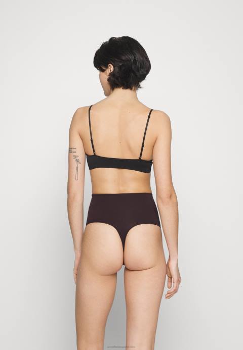 mujer fajas negras Anna Field 84Z81034