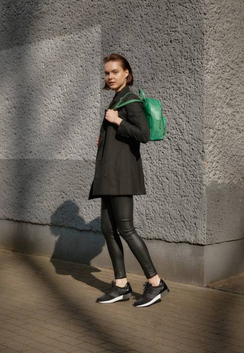 mujer entrenadores negro Anna Field 84Z81165